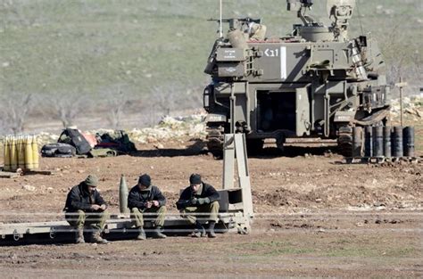 İ­s­r­a­i­l­ ­o­r­d­u­s­u­ ­D­ü­r­z­i­ ­i­s­t­i­f­a­l­a­r­ı­y­l­a­ ­s­a­r­s­ı­l­ı­y­o­r­ ­-­ ­D­ü­n­y­a­ ­H­a­b­e­r­l­e­r­i­